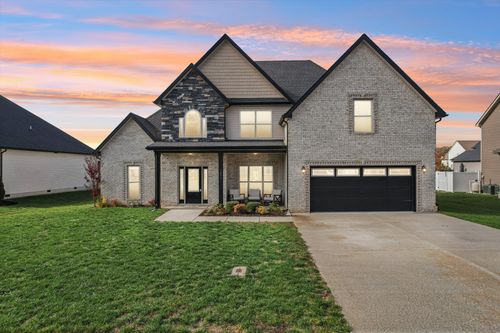 1071 Chagford Dr, Clarksville, TN, 37043-1627 | Card Image