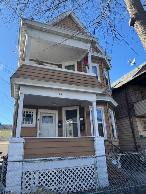 82 E 18th St, Paterson, NJ, 07524-3175 | Card Image