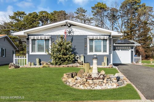 100 Baser Ln, Brick, NJ, 08724-1905 | Card Image