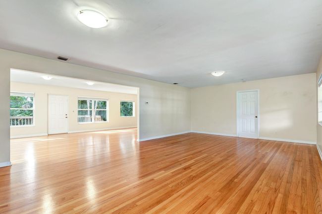 118 Linda Ln, House other with 3 bedrooms, 2 bathrooms and null parking in West Palm Beach FL | Image 6