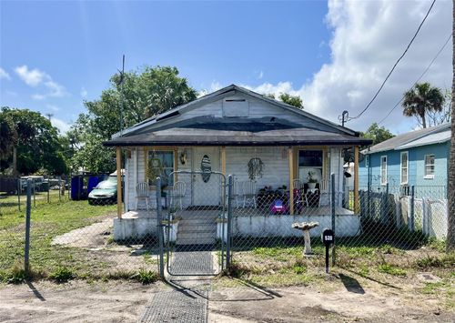 528 Ronnoc Ln, New Smyrna Beach, FL, 32168-6622 | Card Image