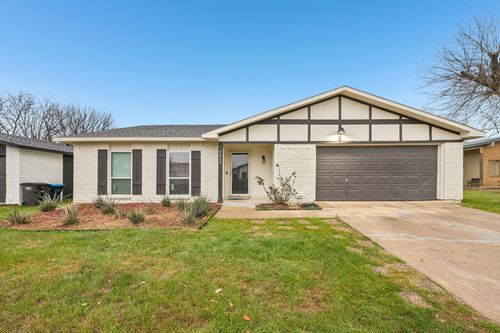 7317 Catbrier Ct, Fort Worth, TX, 76137-1414 | Card Image