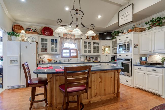 14101 E Fm 1527, Home with 3 bedrooms, 4 bathrooms and null parking in Lorenzo TX | Image 47