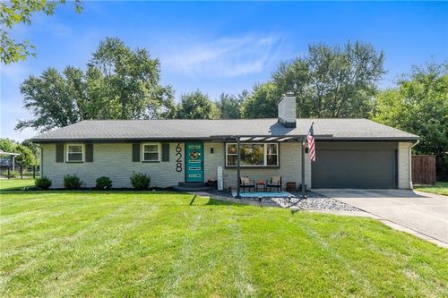 628 Carthage Dr, Beavercreek, OH, 45434-5804 | Card Image
