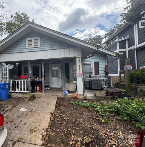 106 Riverview Dr, Asheville, NC, 28806-4504 | Card Image