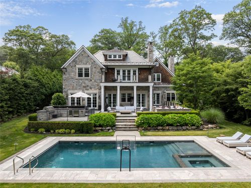 21 The Glenada, North Hempstead, NY, 11208 | Card Image