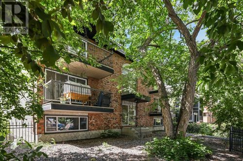 2503 17 St Sw, Calgary, AB, T2T4M9 | Card Image