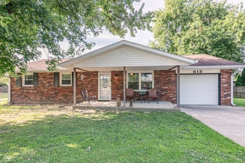 618 Holiday Dr, Seymour, IN, 47274-2502 | Card Image