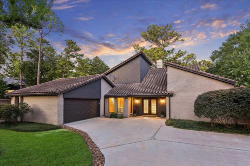 636 Rancho Bauer Dr, Houston, TX, 77079-6834 | Card Image