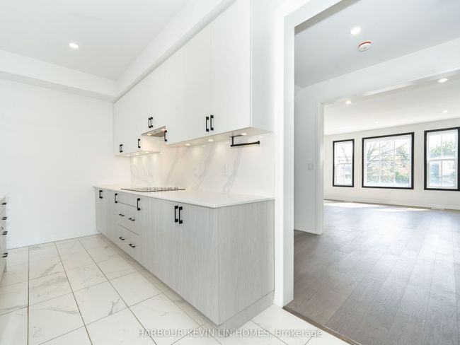 9080 Woodbine Ave, House attached with 3 bedrooms, 3 bathrooms and 1 parking in Markham ON | Image 19