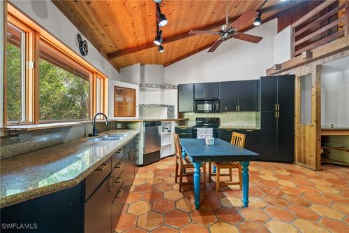 3775 27th Ave Sw, NAPLES, FL, 34117-7133 | Card Image