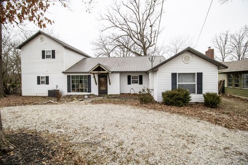 138 S Hickory St, Forsyth, MO, 65653-5101 | Card Image