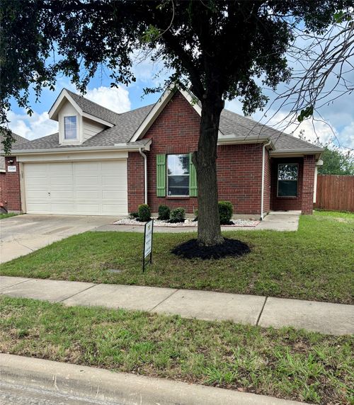 13740 Village Vista Dr, Haslet, TX, 76052-4823 | Card Image