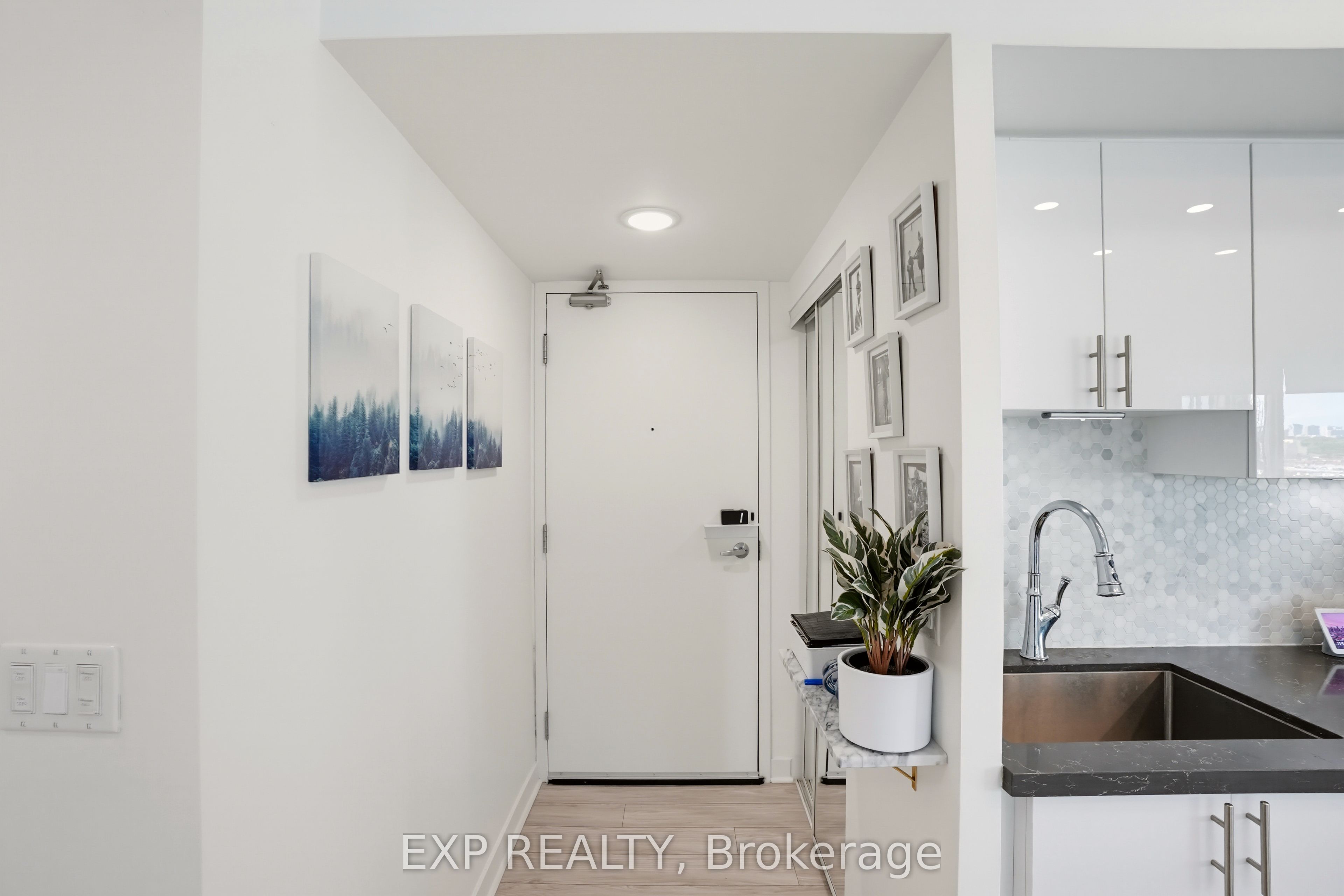 Residential in Toronto W06 2