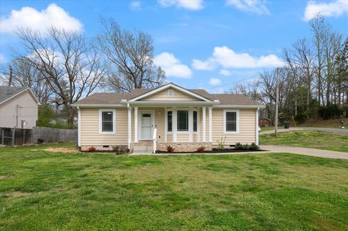 101 Birch St, Dickson, TN, 37055-2547 | Card Image