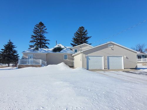 420 Broadway Ave, Detroit Lakes, MN, 56501-2136 | Card Image