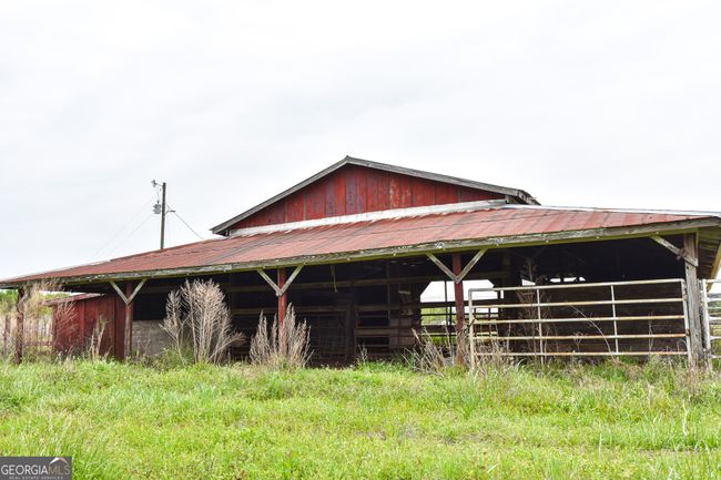 387 Fredonia Church Rd, Home with 3 bedrooms, 2 bathrooms and 2 parking in BARNESVILLE GA | Image 39
