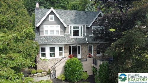 130 Parker Ave, EASTON, PA, 18042-1361 | Card Image