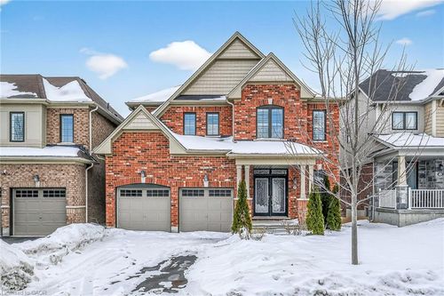 17 Larry Cres, Caledonia, ON, N3W0B4 | Card Image