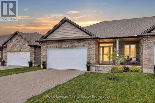 301 Boyd Boulevard, Zorra (Thamesford), ON, N0M2M0 | Card Image