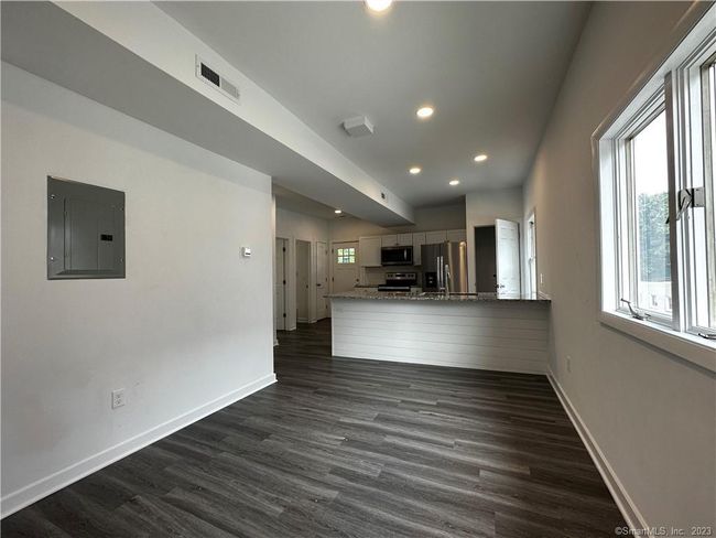 2 - 374 N Colony St, Home with 3 bedrooms, 1 bathrooms and 2 parking in Wallingford CT | Image 14
