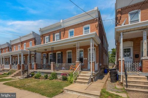 460 Martin St, PHILADELPHIA, PA, 19128-3422 | Card Image