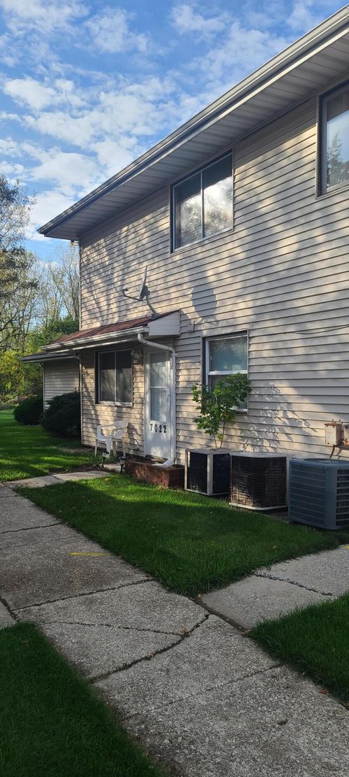 7022 Fillmore Dr, Merrillville, IN, 46410 | Card Image