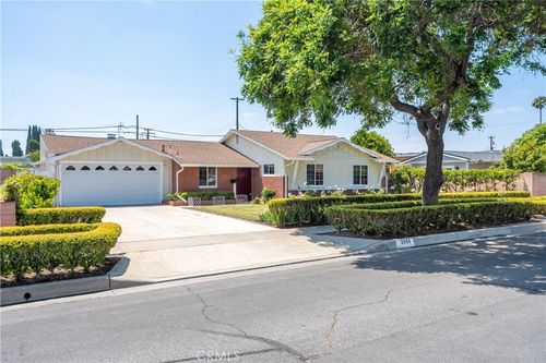 2056 W Random Dr, Anaheim, CA, 92804-3539 | Card Image