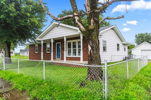 309 N Armstrong St, Crothersville, IN, 47229-1040 | Card Image