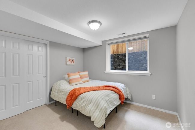 bedroom 5 on the lower level | Image 24
