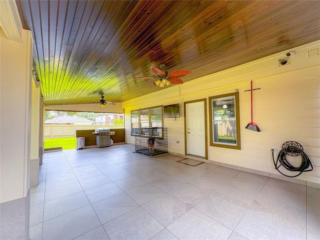 6702 Shining Sumac Ave, House other with 5 bedrooms, 3 bathrooms and 2 parking in Houston TX | Image 38