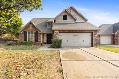 8207 S 85th Avenue, House other with 4 bedrooms, 3 bathrooms and null parking in Tulsa OK | Image 1