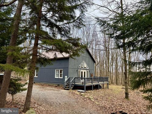 126 Dahlia Ln, MOUNT STORM, WV, 26739-1805 | Card Image