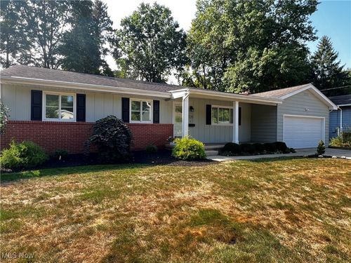 720 Ivan Dr, Kent, OH, 44240-4418 | Card Image