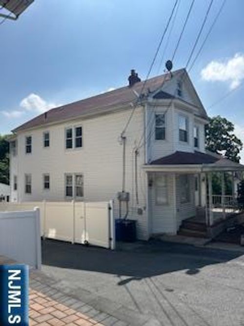 44 Fairview Ave, Bogota, NJ, 07603-1808 | Card Image