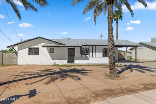 2230 E Chipman Rd, Phoenix, AZ, 85040-2626 | Card Image
