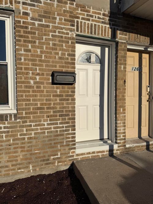 1263 N Ohio Ave, Atlantic City, NJ, 08401-1825 | Card Image