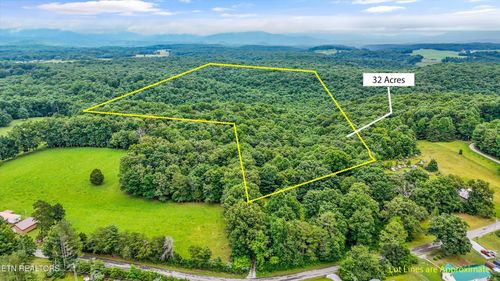 146 Harkle Rd, Lancing, TN, 37770-2305 | Card Image
