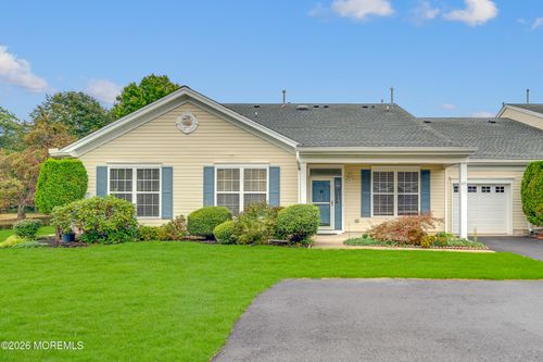 65 Golden Willows Ave, Lakewood, NJ, 08701-7518 | Card Image