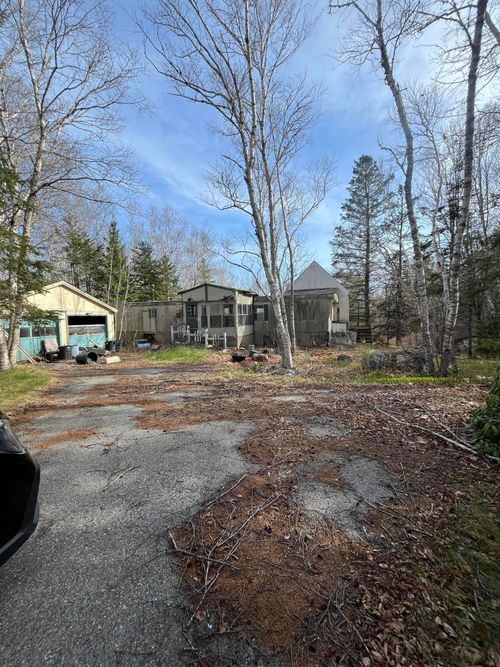 584 Station Road, Columbia, ME, 04623 | Card Image