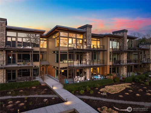 4323-4323 E Lake Sammamish Pkwy Se, Issaquah, WA, 98029-6200 | Card Image