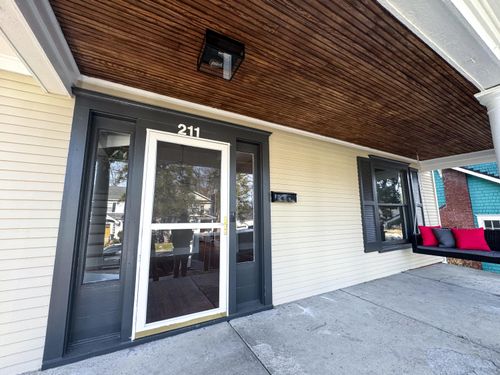 211 E Campbell St, Frankfort, KY, 40601-3509 | Card Image