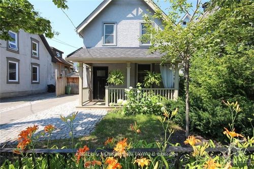 40 Adelaide St, Ottawa, ON, K1S3S1 | Card Image