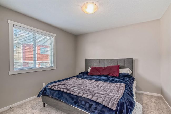 61 Kingsbridge Place Se, Home with 3 bedrooms, 2 bathrooms and 4 parking in Airdrie AB | Image 25