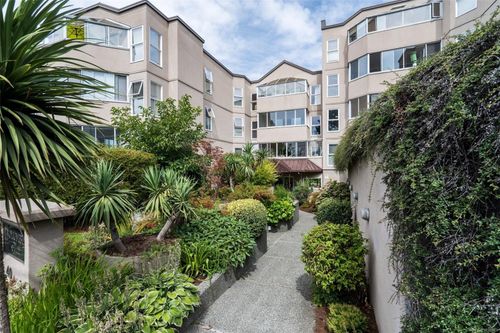 103-40 Gorge Rd W, Saanich, BC, V9A1L8 | Card Image