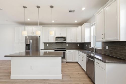 24-820 N 8th Ave, Phoenix, AZ, 85007-7324 | Card Image