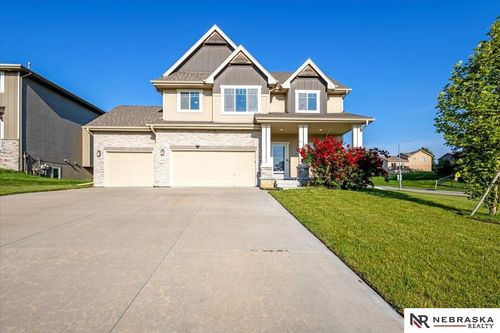 4504 S 198th St, Omaha, NE, 68135-3670 | Card Image