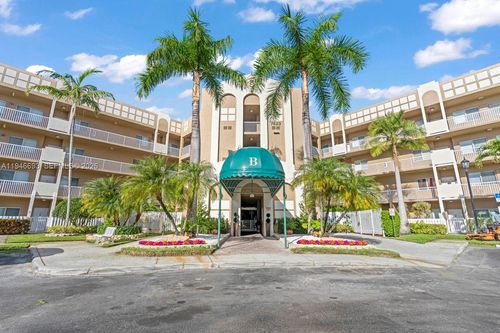 312-7623 Southampton Ter, Tamarac, FL, 33321-9131 | Card Image