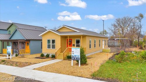 2826 16th St, Detroit, MI, 48216-1112 | Card Image