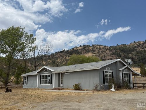 28000 Cummings Valley Rd, Tehachapi, CA, 93561-6300 | Card Image